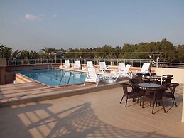 Zeus Hotel