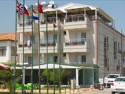 Zeus Hotel