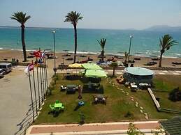 Zeus Hotel