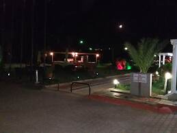 Zeus Hotel