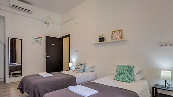 Hostellicious