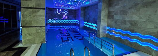 Grand Cenas Hotel
