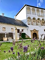 Chateau Goldenstein
