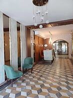 Cenas Otel