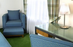 Maien Hotel & Restaurant