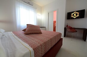 X Hotel