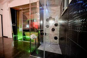 X Hotel