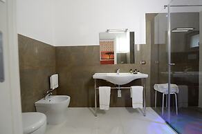X Hotel