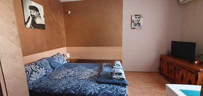 Green Set