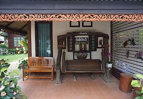 Ruen Lamai Lanna