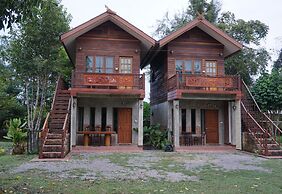 Ruen Lamai Lanna