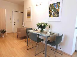 Corso Vercelli Apartment