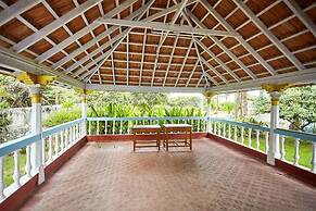 JoeBeach Resort