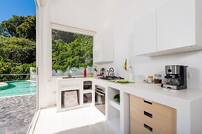 Villa Ana