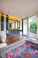 Shuian Lakeside Hotel