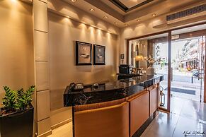 Avra Hotel