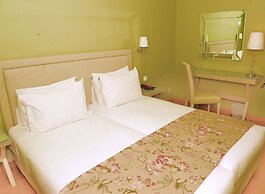 Avra Hotel