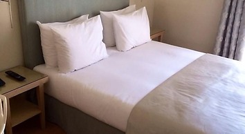 Avra Hotel