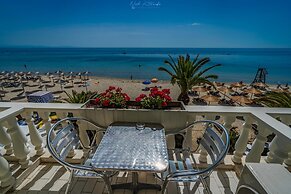 Avra Hotel