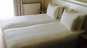 Avra Hotel