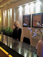 Avra Hotel