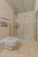 Avra Hotel