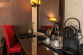 Avra Hotel