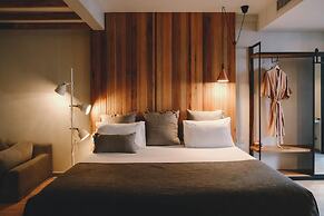 Family Tree Hotel