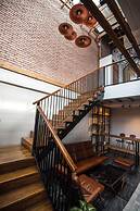 Family Tree Hotel