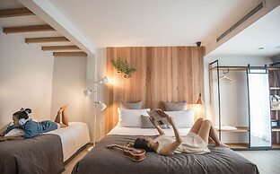 Family Tree Hotel