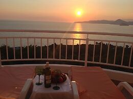Sunset Residence