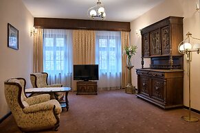 Hotel Dwor Polski