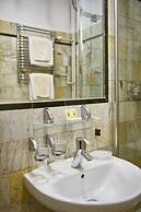 Hotel Dwor Polski