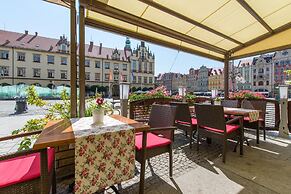 Hotel Dwor Polski