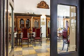 Hotel Dwor Polski