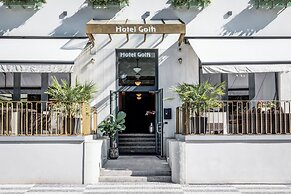 Hotel Golfi