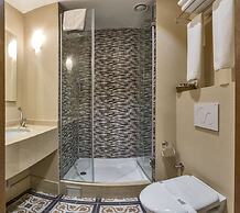 Viore Hotel