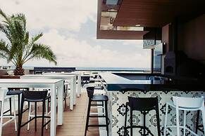 MARQUEE Playa Hotel