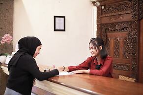 Mirah Hotel