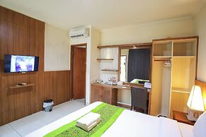 Mirah Hotel