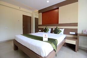 OYO 9419 Manu Residency