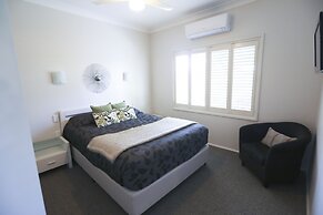 Country Apartments