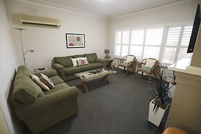 Country Apartments