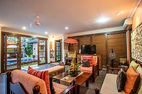Villa Saffron Seminyak Bali