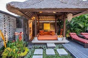Villa Saffron Seminyak Bali