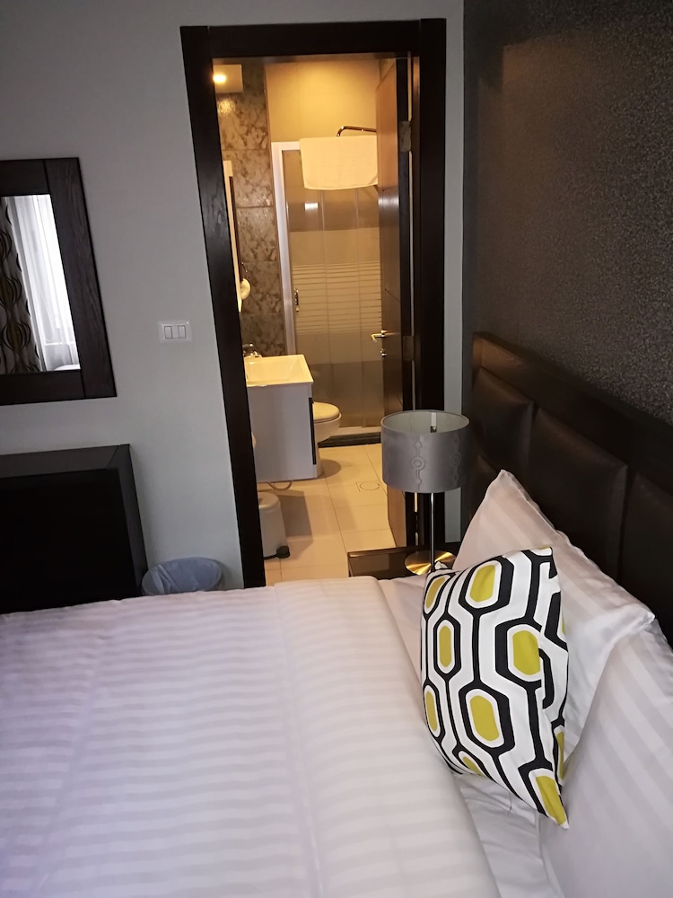 Shams al weibdeh hotel apartment