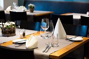 Hotel Kreuz by b_smart