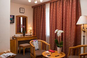 Hotel Primorye