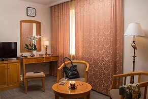 Hotel Primorye