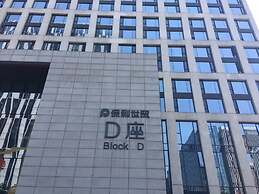 Checkinn Business Apartment-Poly World